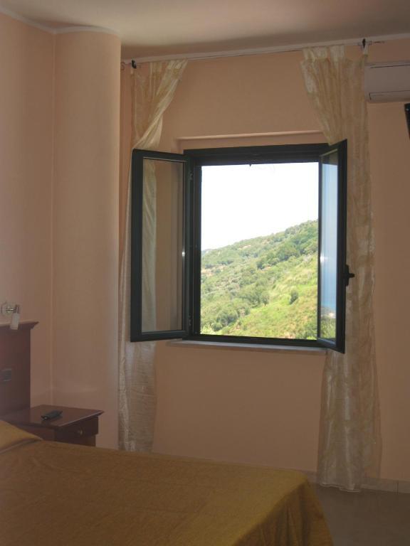Locanda Adele Parghelia Habitación foto